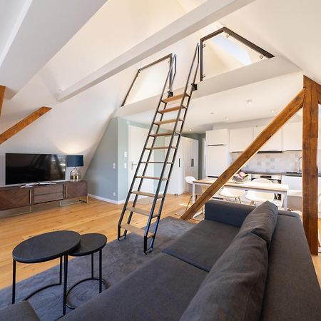 Ferienwohnung Strom Ahoi - Premium - Modern - Inkl Stellplatz - 200M Zum Alten Strom - Wasserblick Rostock Zewnętrze zdjęcie